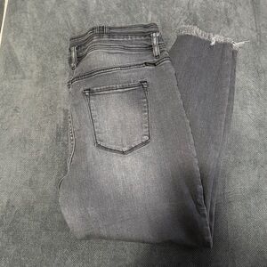 KanCan Gray Ankle & Cropped Jeans